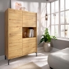 Mueble con estantes
